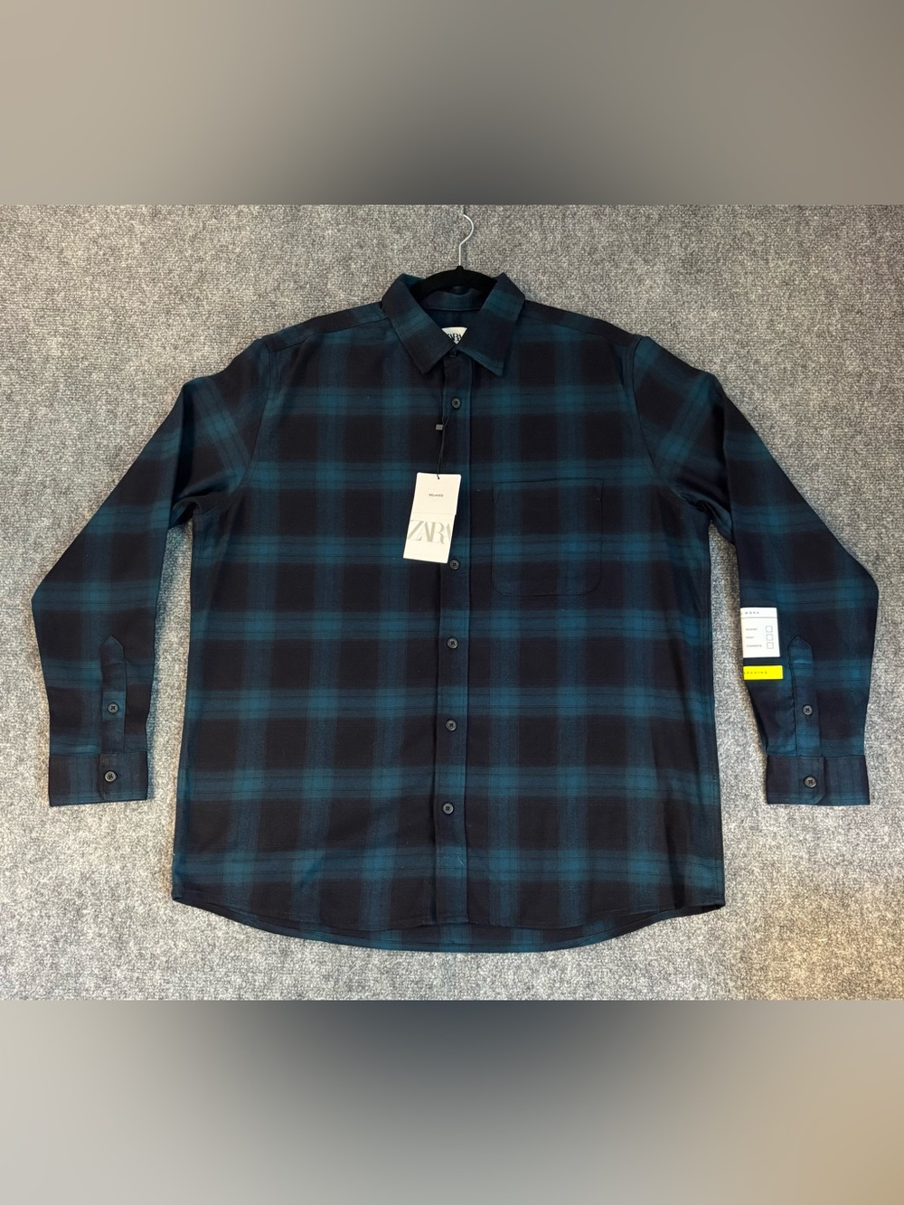 Zara Graphic Plaid Button Down Shirt Black and Green Men’s Sz L